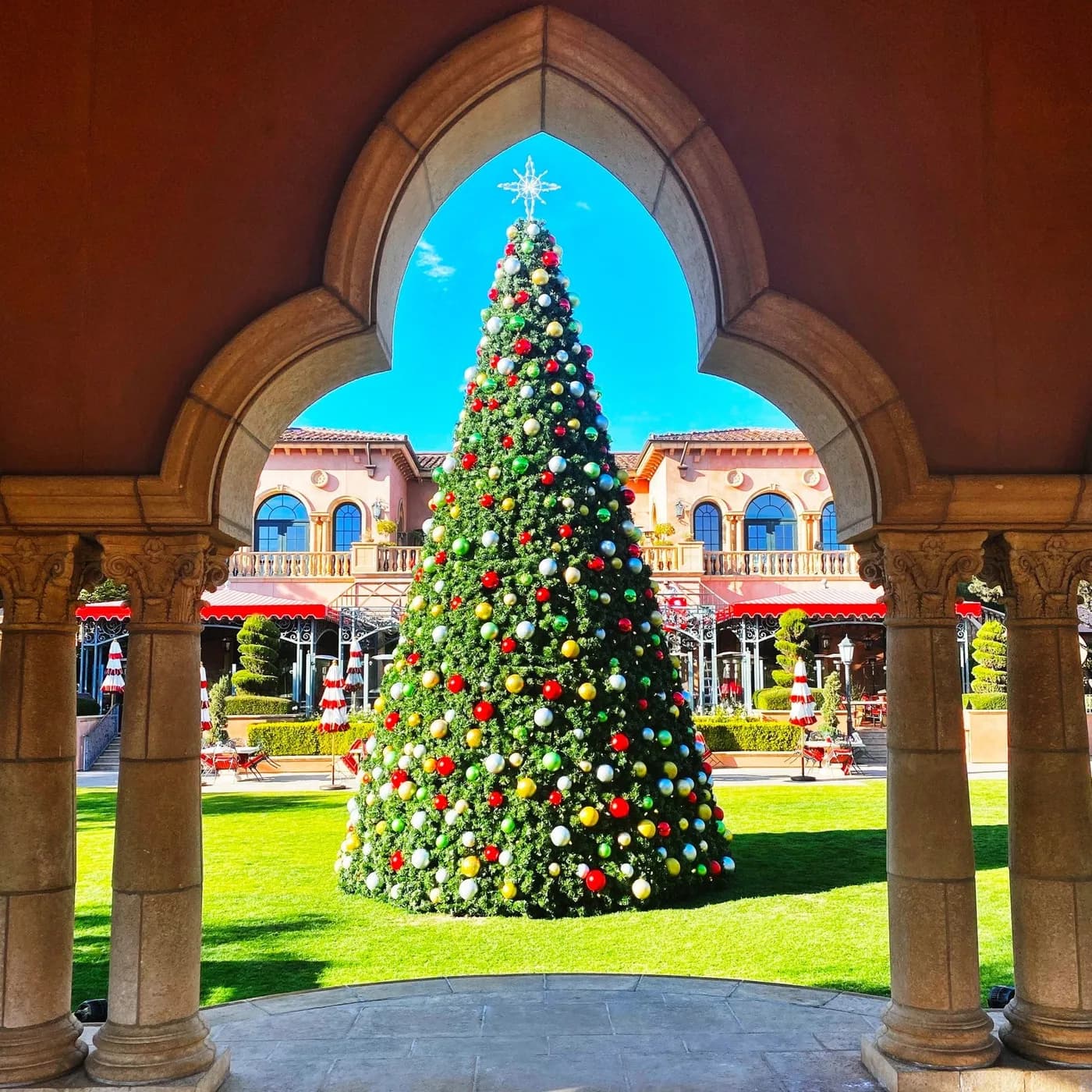 Premium Commercial Panel Tower Tree — commercial Christmas lighting from Holiday Light Supplies