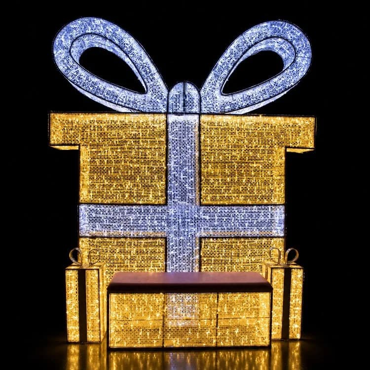 10' 3D Christmas Present - Photo Op Display — commercial Christmas display from Holiday Light Supplies