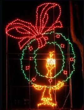 2D LED Wreath with Candle Motif, red and green and orange