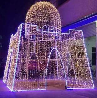 3D LED Castle Walk-Through Arch, warm white and purple
