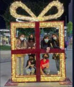 3D LED Gift Box Photo Frame, gold and red