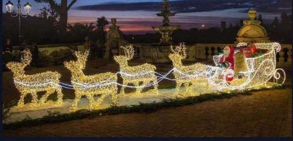 3D LED Reindeer Team with Santa's Sleigh, warm white and gold
