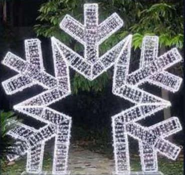 3D LED Snowflake Walk-Through Arch, cool white